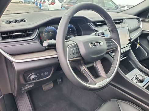 New 2026 Jeep Grand Cherokee L Limited image 8