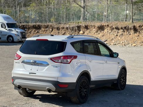 Used 2016 Ford Escape Titanium AWD/4WD image 6