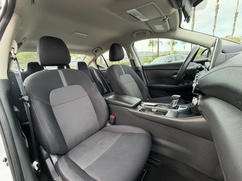 Certified 2024 Nissan Sentra SV FWD image 28