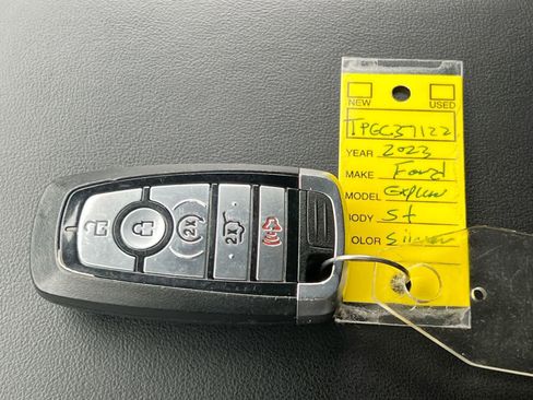 Used 2023 Ford Explorer ST w/ Equipment Group 401A AWD/4WD image 36