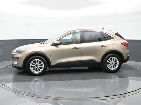 Used 2020 Ford Escape SE FWD image 9