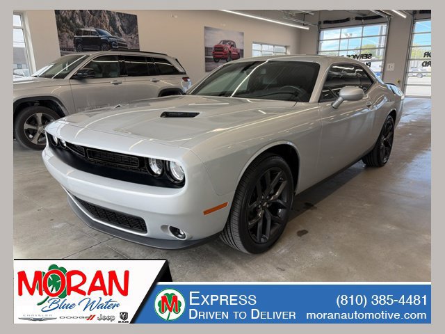 Certified 2022 Dodge Challenger SXT w/ Plus Package RWD image 1