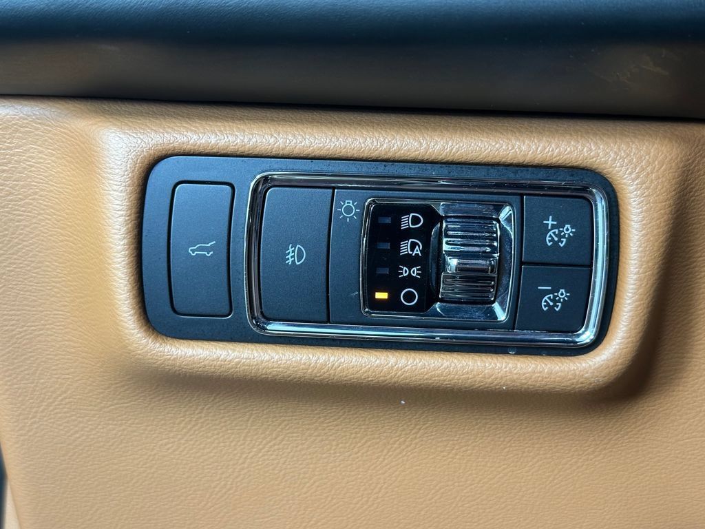 Used 2020 Lincoln Aviator Black Label w/ Dynamic Handling Package AWD/4WD image 23