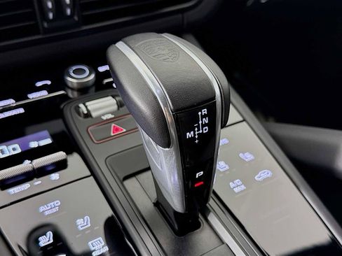 Certified 2023 Porsche Cayenne Turbo GT AWD/4WD image 20