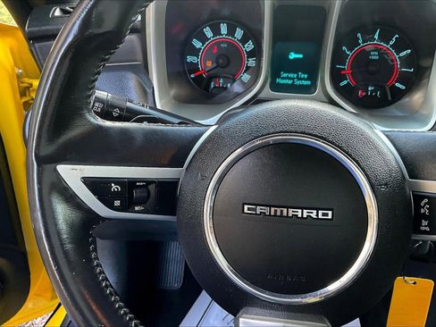 Used 2010 Chevrolet Camaro LT image 11
