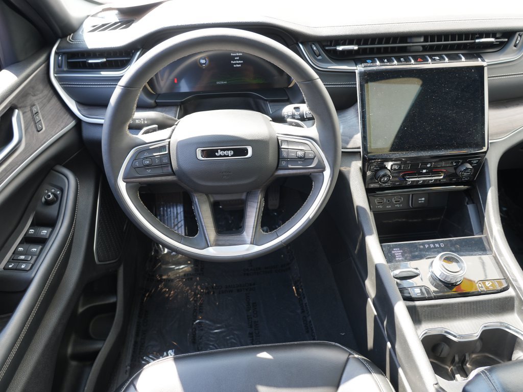 Used 2024 Jeep Grand Cherokee Limited 4xe AWD/4WD image 22