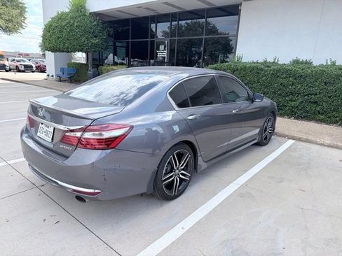 Used 2016 Honda Accord Sport image 3