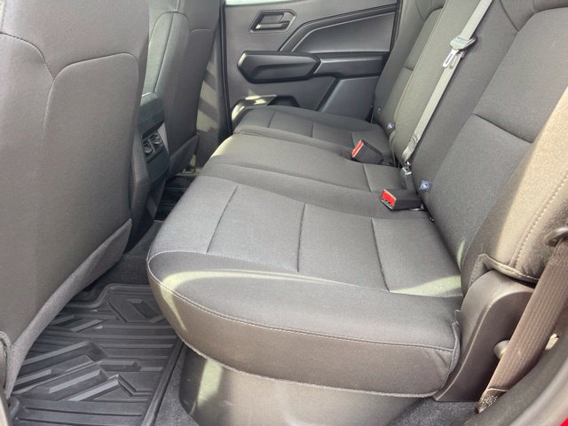 Used 2024 Chevrolet Colorado W/T w/ WT Convenience Package II RWD image 17