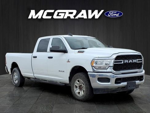 Used 2022 RAM 3500 Tradesman AWD/4WD image 3