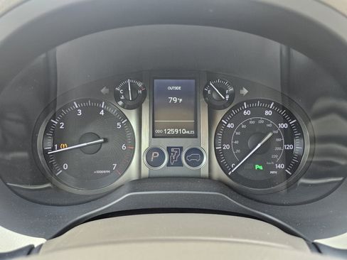 Used 2012 Lexus GX 460 w/ Comfort Plus Pkg AWD/4WD image 16