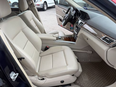 Used 2014 Mercedes-Benz E 350 Sedan image 20