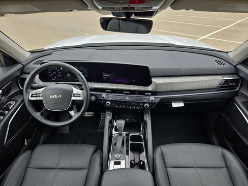 Used 2025 Kia Telluride SX image 13