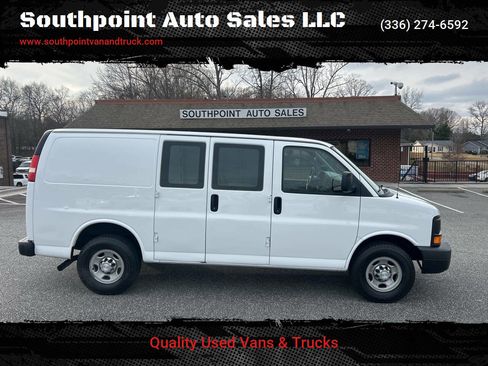 Used 2016 Chevrolet Express 2500 image 1