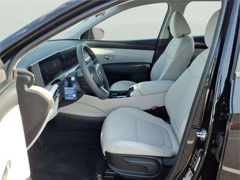 New 2026 Hyundai Tucson SE FWD image 9