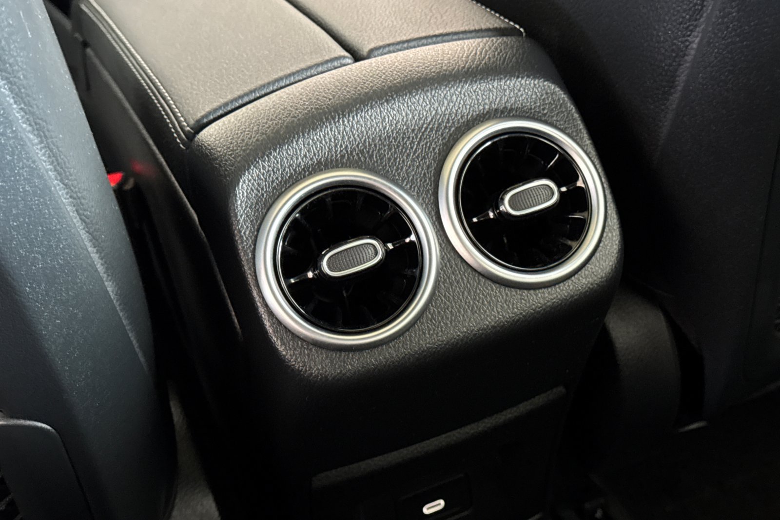 Certified 2024 Mercedes-Benz CLA 250 4MATIC image 15
