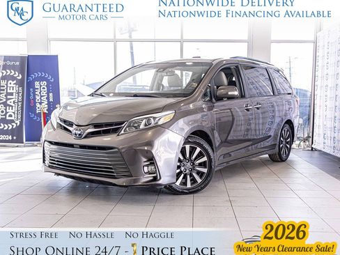 Used 2019 Toyota Sienna Limited image 1
