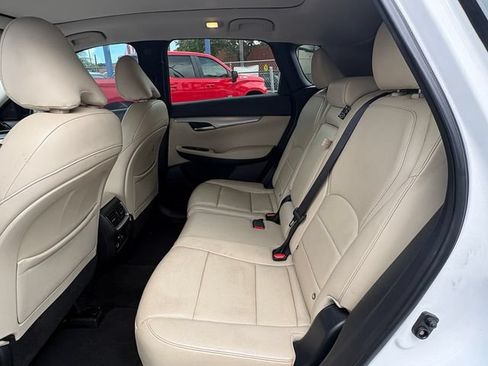 Used 2019 INFINITI QX50 Essential w/ Premium Heat Package AWD/4WD image 15
