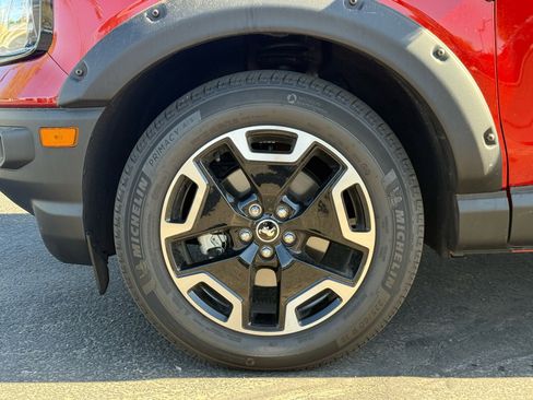 Used 2023 Ford Bronco Sport Outer Banks w/ Tech Package image 10