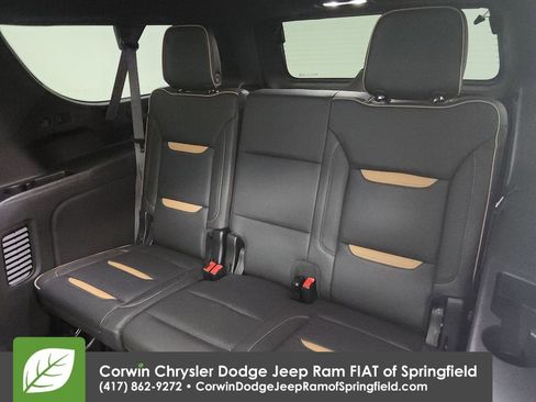 Used 2024 GMC Yukon XL AT4 w/ AT4 Premium Package image 32