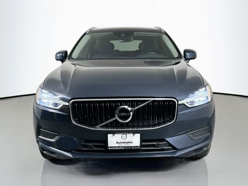 Certified 2018 Volvo XC60 T5 Momentum w/ Convenience Package image 2