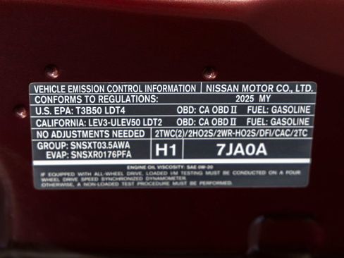 Used 2025 INFINITI QX80 Luxe image 39