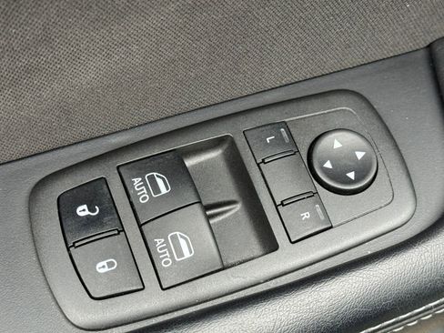 Used 2022 Dodge Challenger SXT w/ Blacktop Package image 12