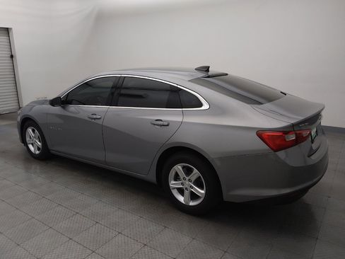 Used 2025 Chevrolet Malibu LS FWD image 3