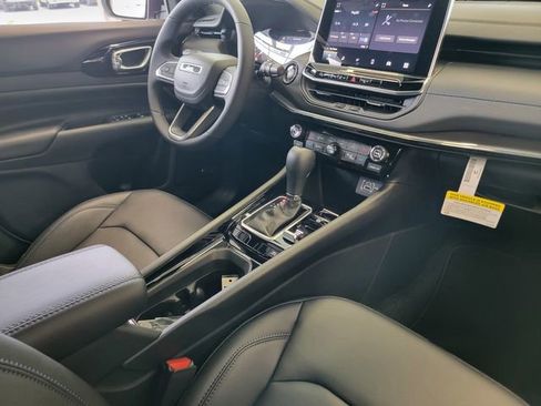 New 2025 Jeep Compass Limited w/ Sun & Sound Group image 35