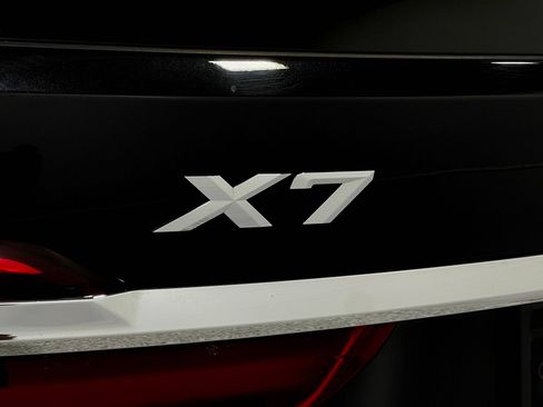 Used 2019 BMW X7 xDrive40i w/ Premium Package AWD/4WD image 41