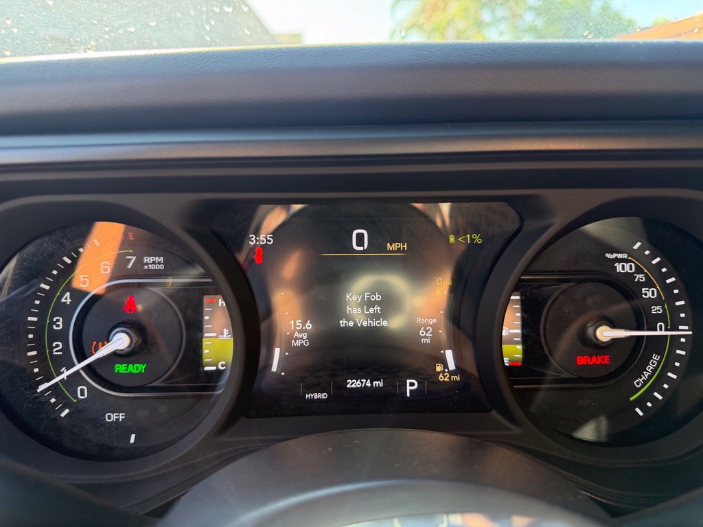 Used 2024 Jeep Wrangler Unlimited Sahara w/ Technology Group AWD/4WD image 22