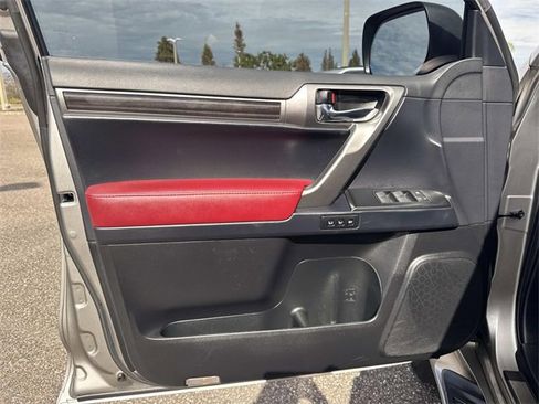 Used 2022 Lexus GX 460 Premium image 18