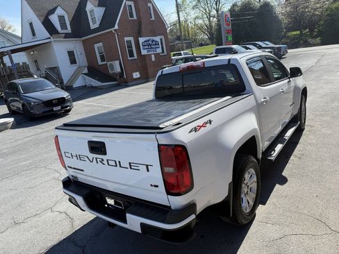 Used 2022 Chevrolet Colorado LT w/ Luxury Package AWD/4WD image 4