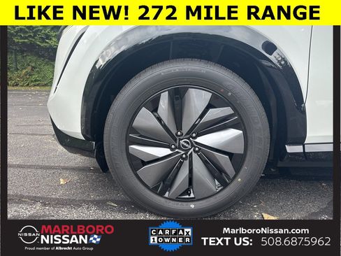 Used 2025 Nissan Ariya AWD image 11