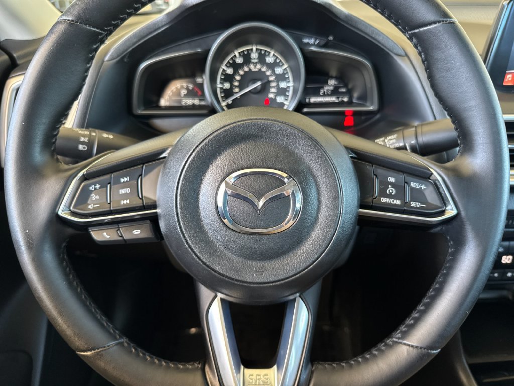 Used 2017 MAZDA MAZDA3 Touring FWD image 21