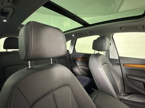 Used 2023 Audi Q5 2.0T Premium Plus w/ Premium Plus Package image 32