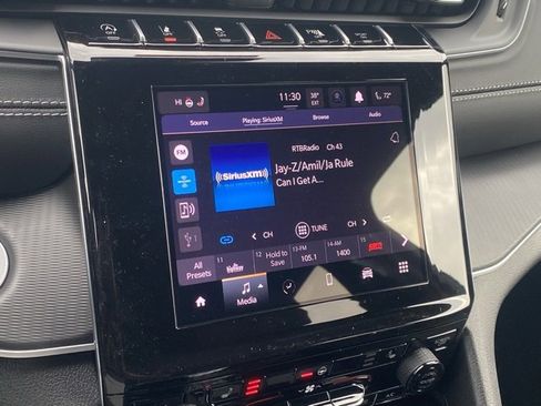 New 2025 Jeep Grand Cherokee L Laredo image 21