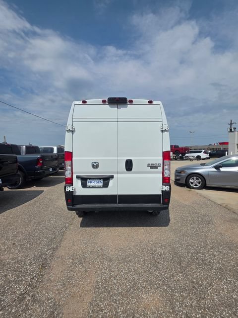Used 2024 RAM ProMaster 2500 w/ Convenience Group FWD image 5