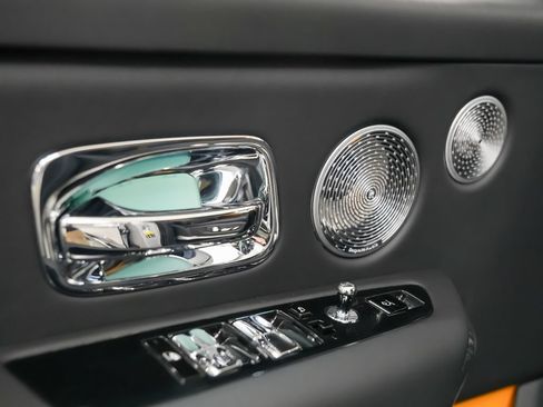 Used 2024 Rolls-Royce Cullinan Black Badge AWD/4WD image 26