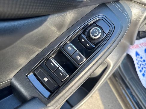 Used 2019 Subaru Forester Limited image 12