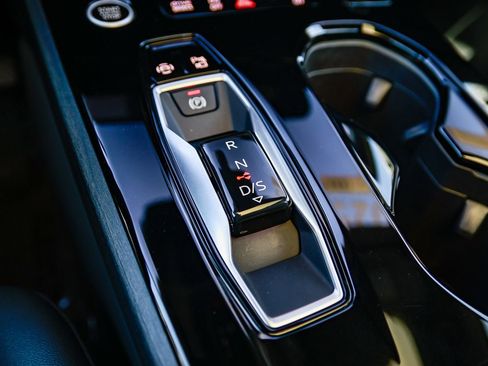 Used 2025 Audi A5 2.0T Premium w/ Convenience Package image 25