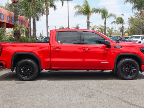 Used 2024 GMC Sierra 1500 Elevation w/ X31 Off-Road Package AWD/4WD image 11