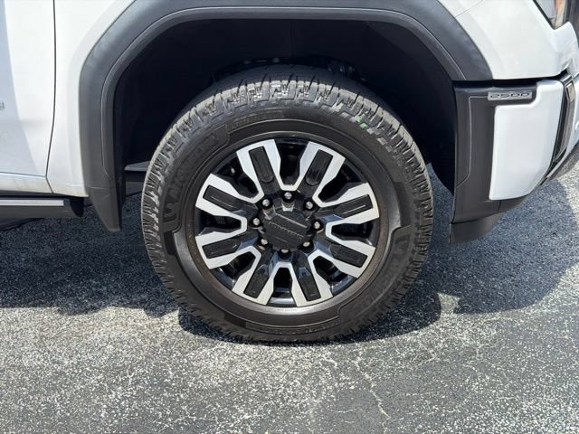 Used 2024 GMC Sierra 2500 Denali Ultimate w/ Max Trailering Package AWD/4WD image 10