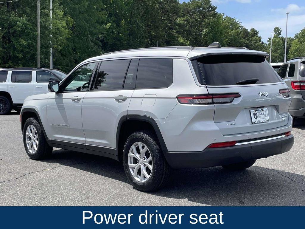 Used 2023 Jeep Grand Cherokee L Limited AWD/4WD image 8