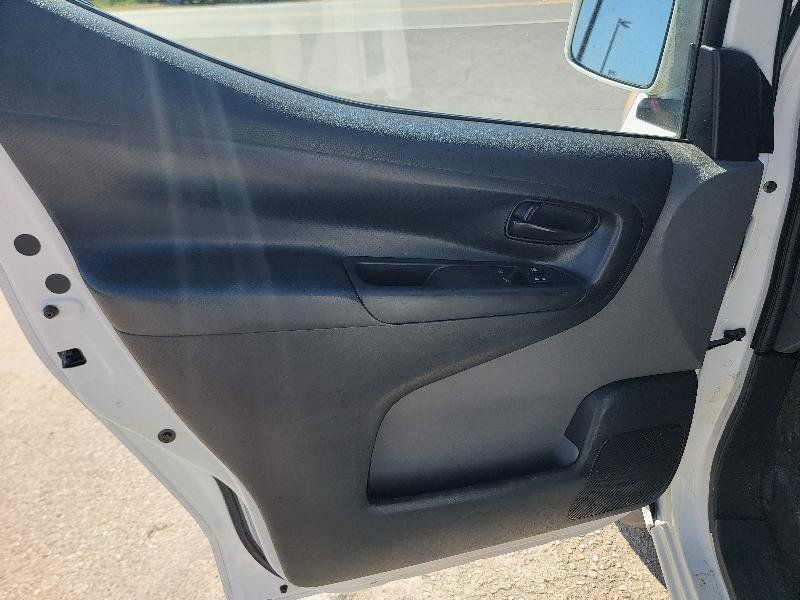 Used 2015 Nissan NV200 SV w/ Technology Package FWD image 8
