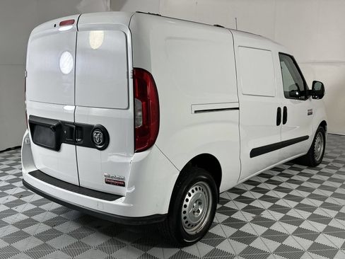 Used 2022 RAM ProMaster City Tradesman FWD image 9
