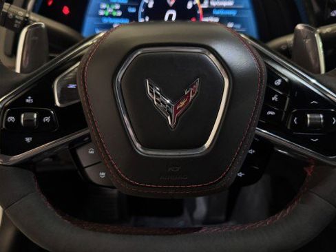 Used 2023 Chevrolet Corvette 3LT w/ Z51 Performance Package image 9