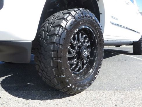 Used 2023 RAM 3500 Limited image 10