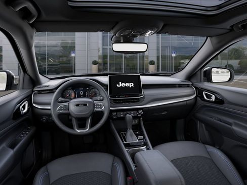 New 2026 Jeep Compass Latitude w/ Quick Order Package 29K AWD/4WD image 15