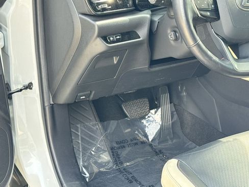 Used 2024 Lexus NX 350h AWD w/ Vision Package image 18
