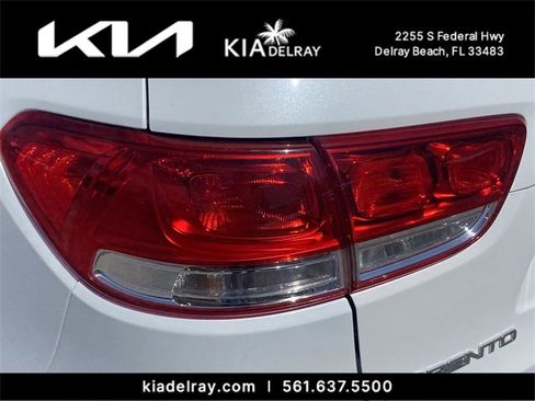 Used 2017 Kia Sorento EX image 7